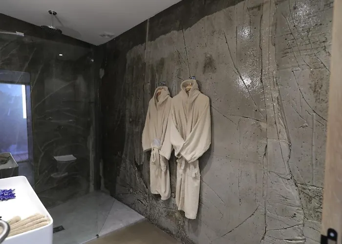 Confidentiel Le Grecale 4*