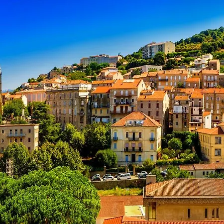 Confidentiel Le Grecale 酒店 4*