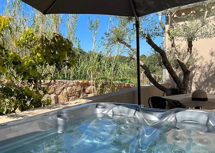 Otel Confidentiel Le Grecale Pianottoli-Caldarello (Corsica)